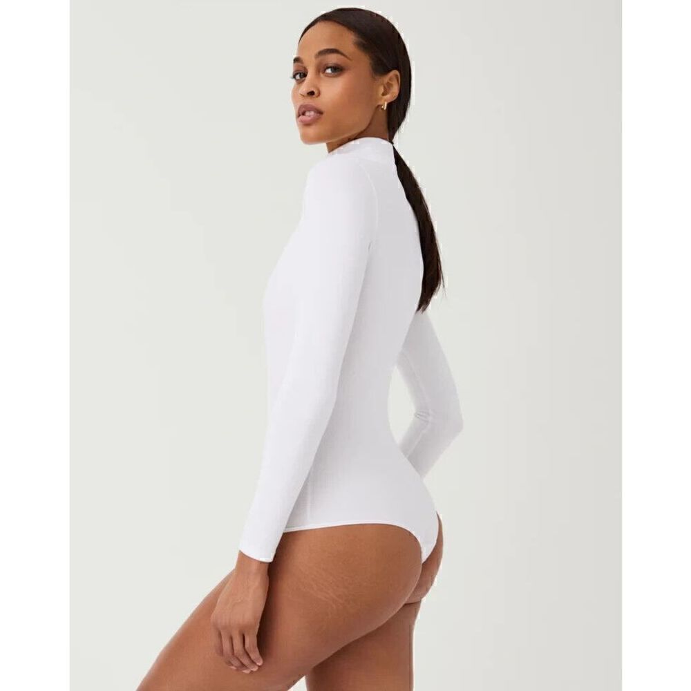 NEW Spanx Suit Yourself Long Sleeve Turtleneck Thong Bodysuit In White Size 1X - Picture 2 of 6